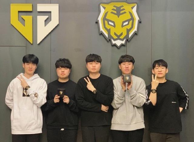 人员不整等 人员不整等