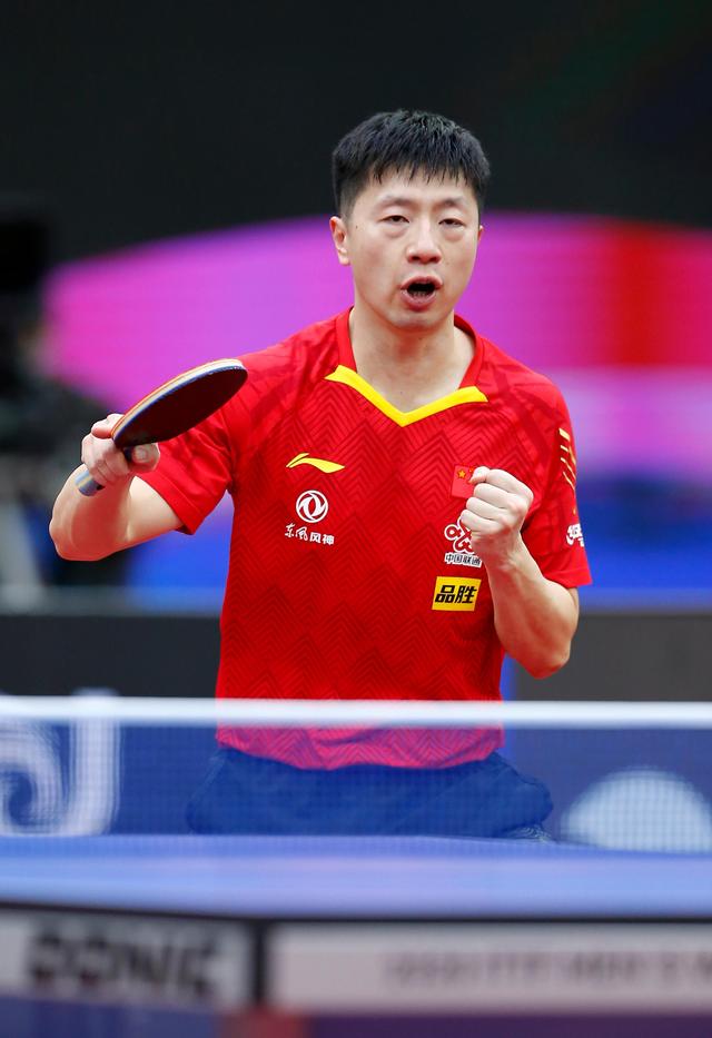 姚均晟庆祝 姚均晟庆祝